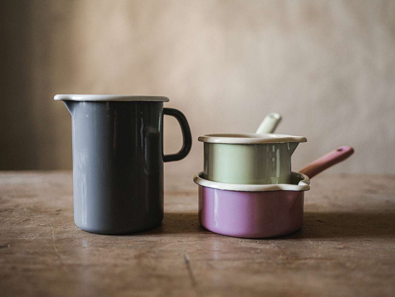 KÜCHENMASS AUS EMAILLE 1 l.