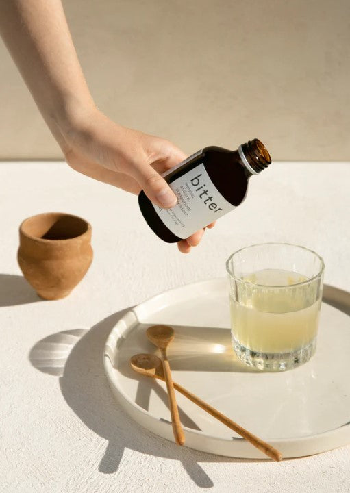 Oxymel aus frischen Wildkräutern - heimische Superfoords für deine tägliche Portion Herbal Selfcare