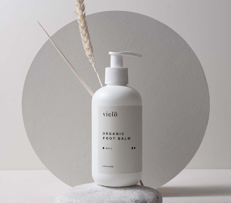 Bio Fußbalsam mit Bio Molke mit praktischem Pumpspender