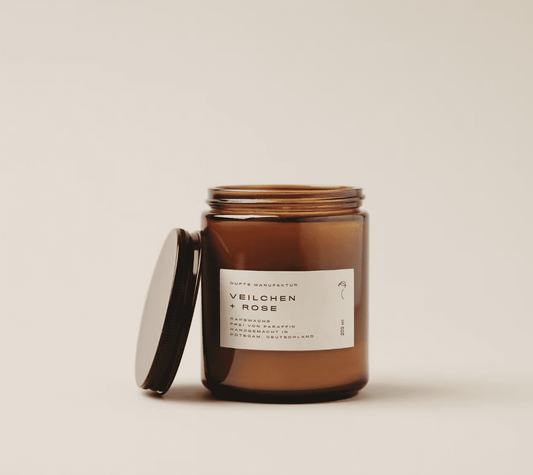 Duftkerze im braunen Glas mit Deckel Rapswachs Veilchen und Rose